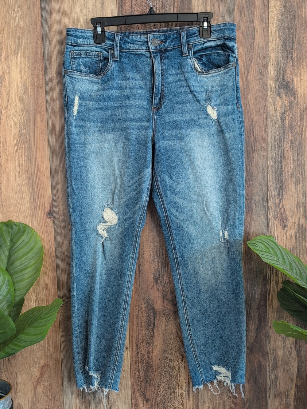 Kut from the Kloth Distressed Rachael Mom Jeans 10 921A